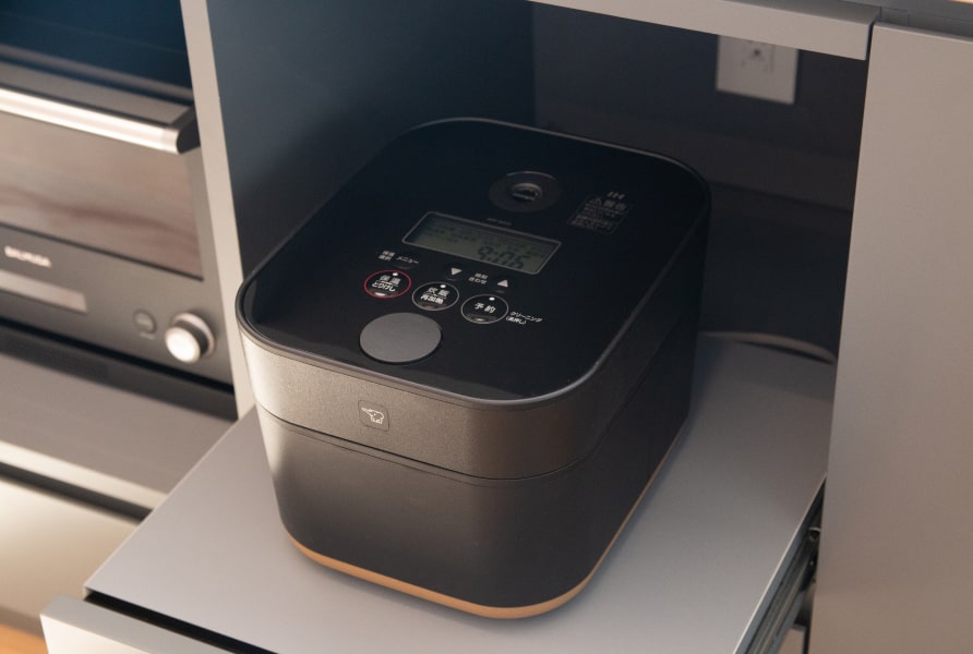 ごま油、オリーブオイル、キャノーラ油